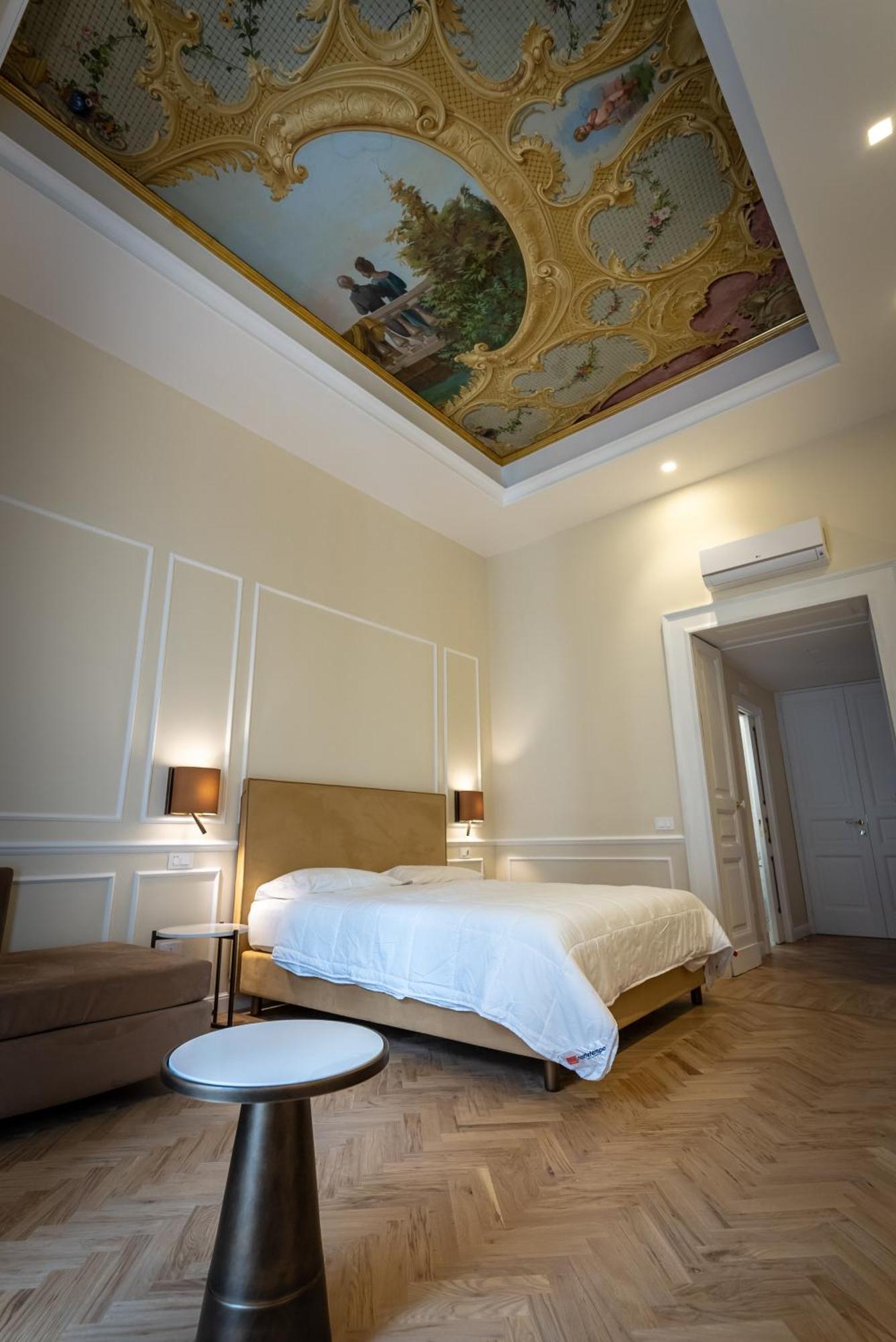 Hotel Antica Dimora Pessina Neapel Exterior foto
