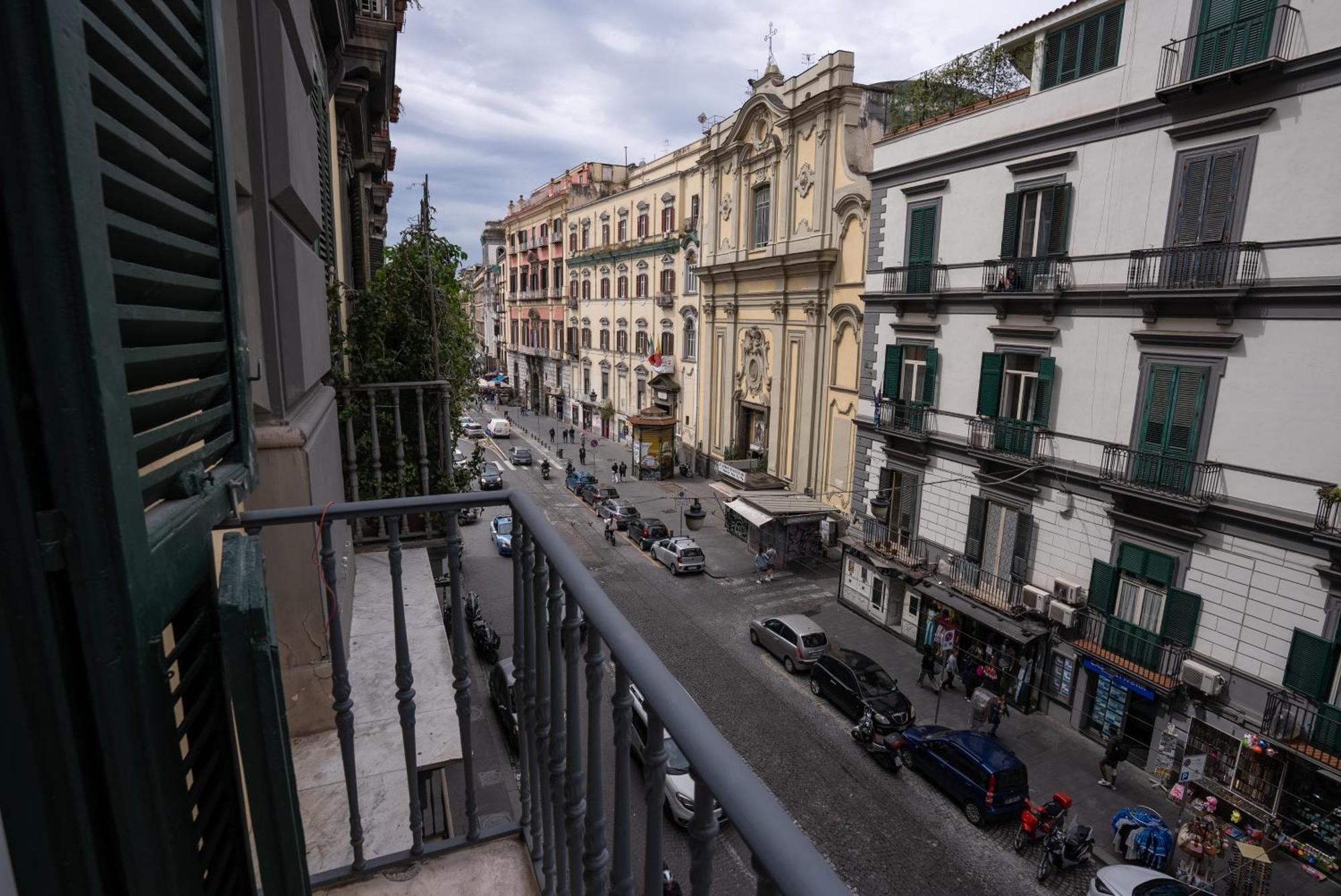 Hotel Antica Dimora Pessina Neapel Exterior foto