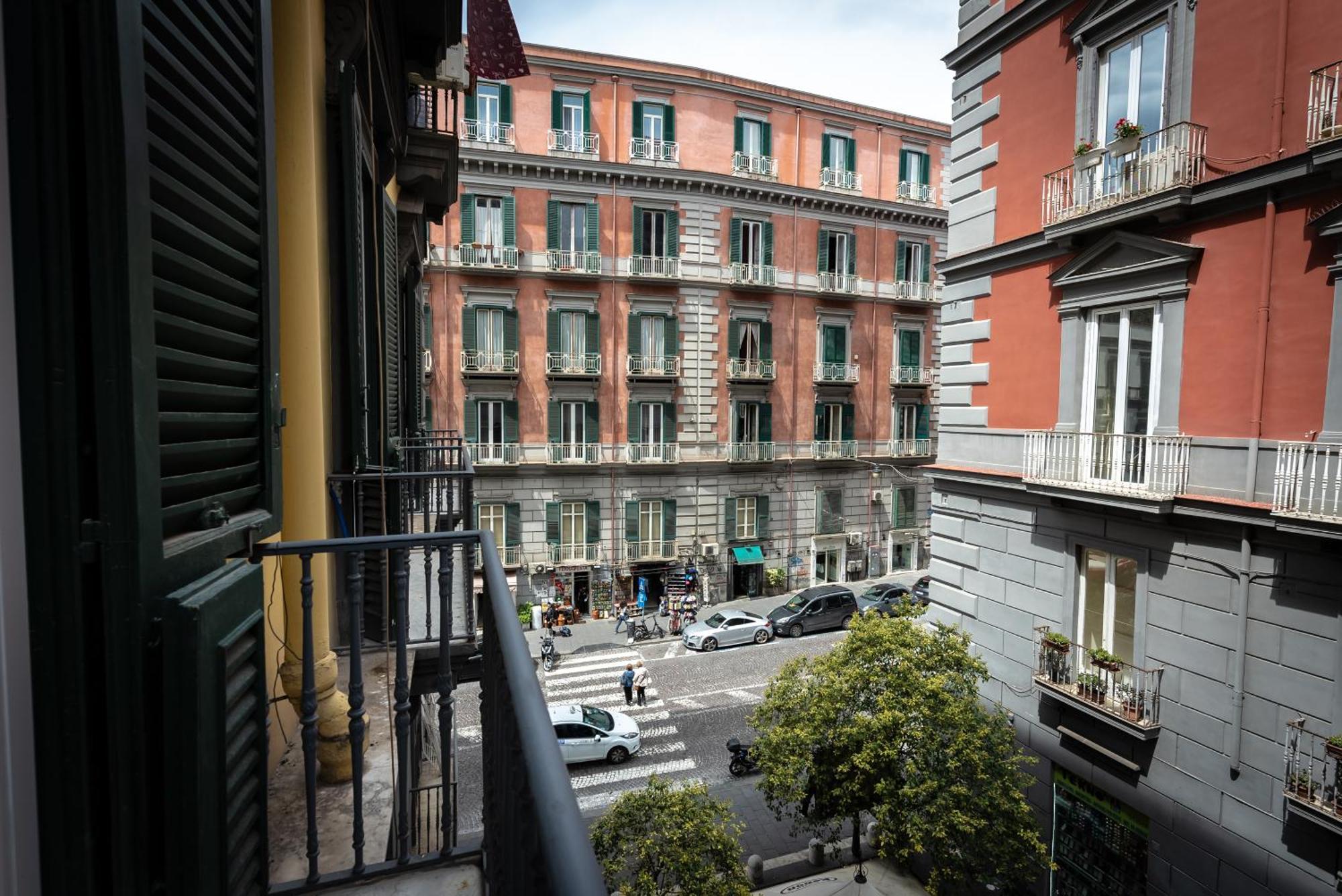 Hotel Antica Dimora Pessina Neapel Exterior foto